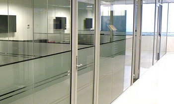 Перегородки из стекла в офисе в Самаре. Готовые проекты ПерилаГлавСнаб