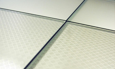 Стеклянный пол в квартиру с декоративным стеклом купить в Самаре