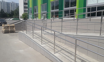 Поручни для инвалидов из нержавеющей стали в Самаре. Готовые проекты ПерилаГлавСнаб