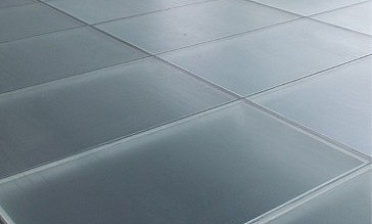 Стеклянный пол в квартиру с матовым стеклом купить в Самаре