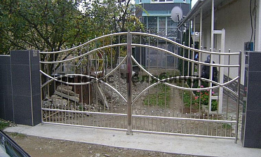 Нержавеющие двустворчатые калитки с вертикальным заполнением купить в Самаре