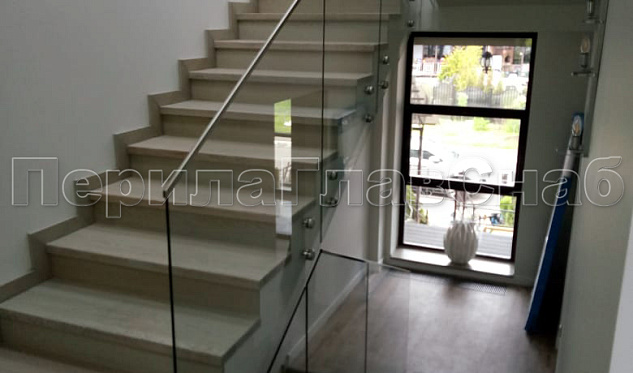 Таунхаус в Опалихе  в Самаре. Готовые проекты ПерилаГлавСнаб Таунхаус в Опалихе  в Самаре. Готовые проекты ПерилаГлавСнаб