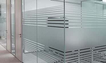 Стеклянные офисные перегородки с матовой пленкой купить в Самаре