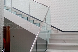 Стеклянные перила для колодезных лестниц в Самаре. Готовые проекты ПерилаГлавСнаб - фото 10