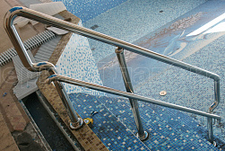 Поручни для бассейна в Самаре. Готовые проекты ПерилаГлавСнаб - фото 3