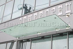 Стеклянные козырьки на вантах в Самаре. Готовые проекты ПерилаГлавСнаб - фото 24