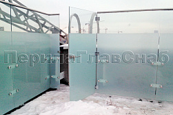 Стеклянные перила для балконов в Самаре. Готовые проекты ПерилаГлавСнаб - фото 12