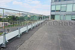 Цельностеклянные ограждения для крыш в Самаре. Готовые проекты ПерилаГлавСнаб - фото 14