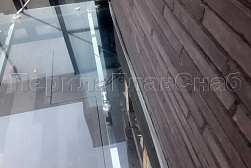 Стеклянные козырьки на спайдерах в Самаре. Готовые проекты ПерилаГлавСнаб - фото 6