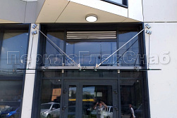 Стеклянные козырьки на вантах в Самаре. Готовые проекты ПерилаГлавСнаб - фото 9