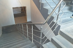 Перила для лестниц из металла в Самаре. Готовые проекты ПерилаГлавСнаб - фото 10