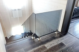 Стеклянные перила для лестниц в Самаре. Готовые проекты ПерилаГлавСнаб - фото 12