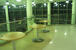 Стеклянные ограждения для торговых  и бизнес центров в Самаре. Готовые проекты ПерилаГлавСнаб - фото 9