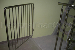 Ограждение лестницы от детей в Самаре. Готовые проекты ПерилаГлавСнаб - фото 5